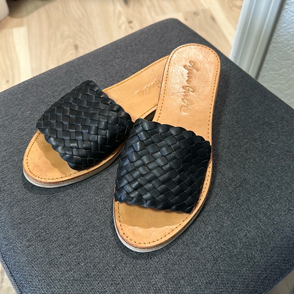 Agave Girl sandals, huaraches premium leather are entirely handmade size 9